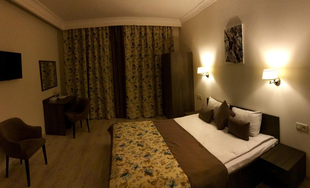 Non-Stop Economy Hotel Boryspil Bagian luar foto