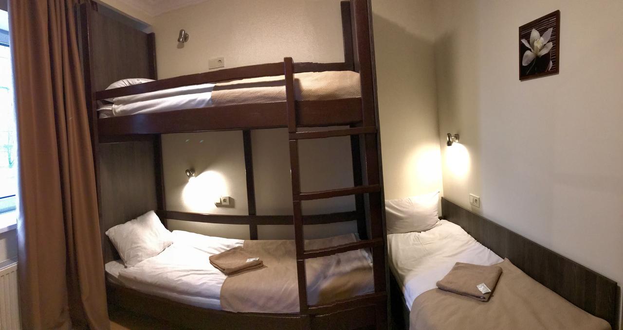 Non-Stop Economy Hotel Boryspil Bagian luar foto