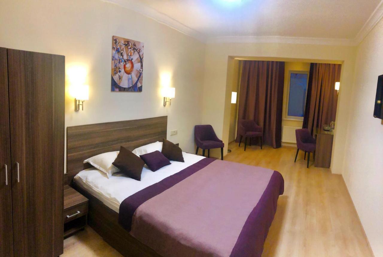 Non-Stop Economy Hotel Boryspil Bagian luar foto